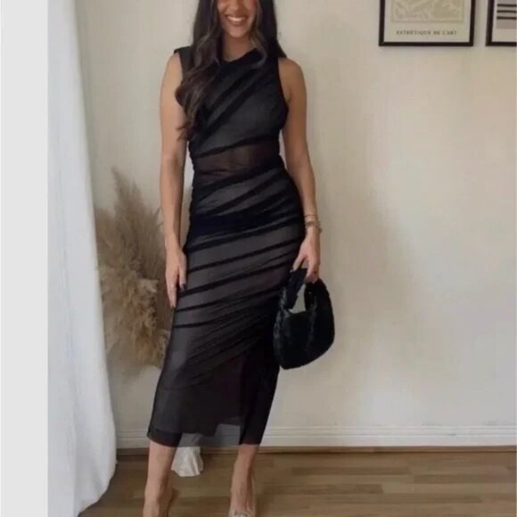 NWT Zara Black Contrast Tulle Dress.  SZ L - Picture 3 of 4